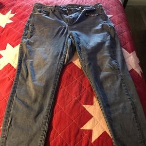 High-Rise Jegging Ankle